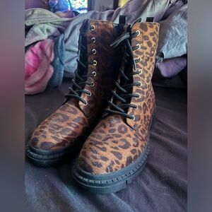Leopard print Boots from Shoedazzle. Perfect for the colder weather!